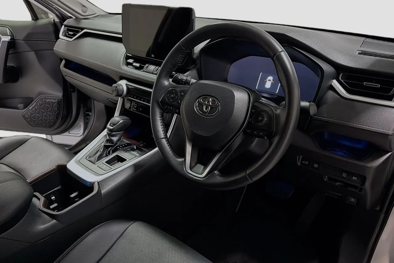 2024 Toyota RAV4 Gallery Image 23