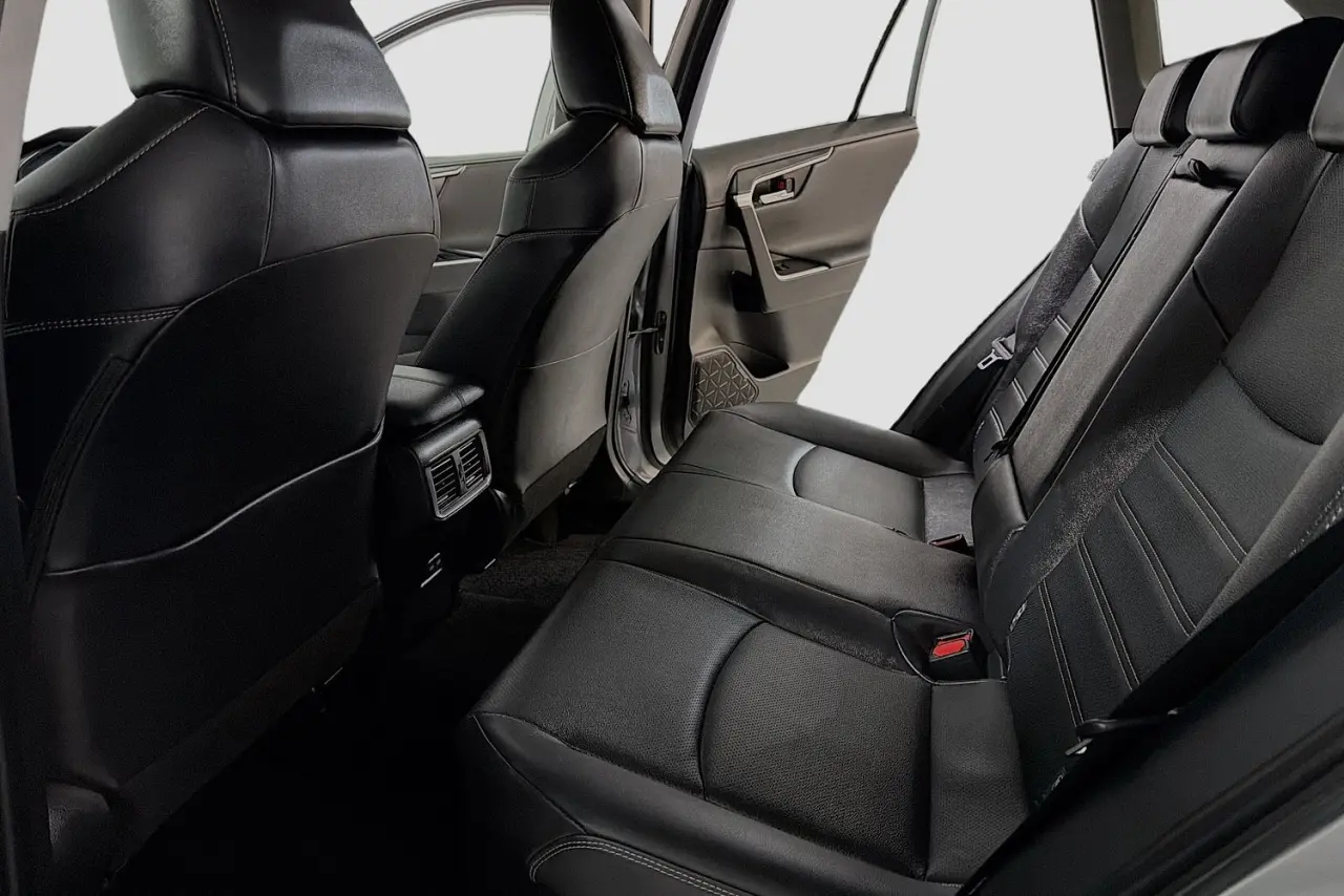 2024 Toyota RAV4 Gallery Image 26