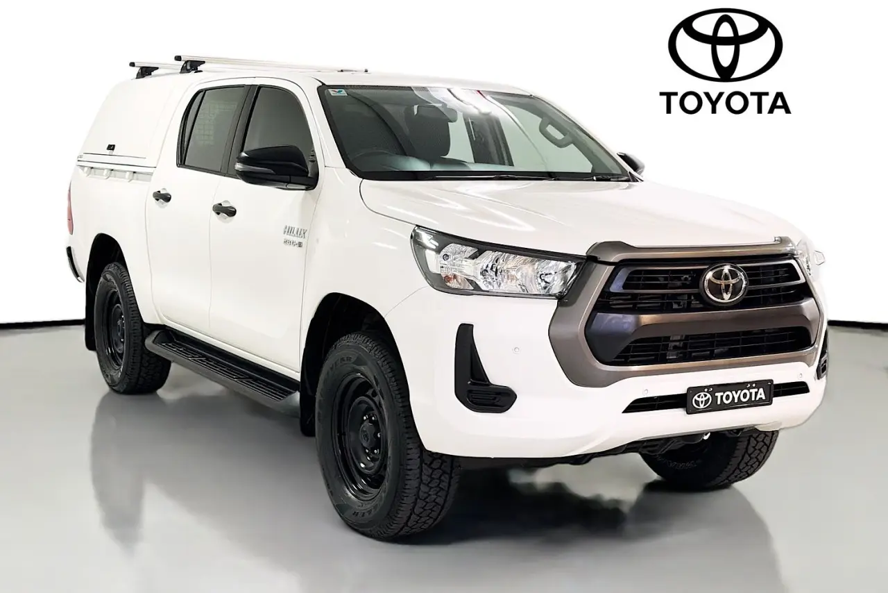 2022 Toyota Hilux Gallery Image 1