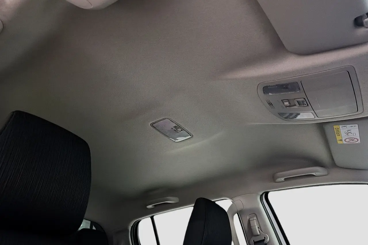 2022 Toyota Hilux Gallery Image 12