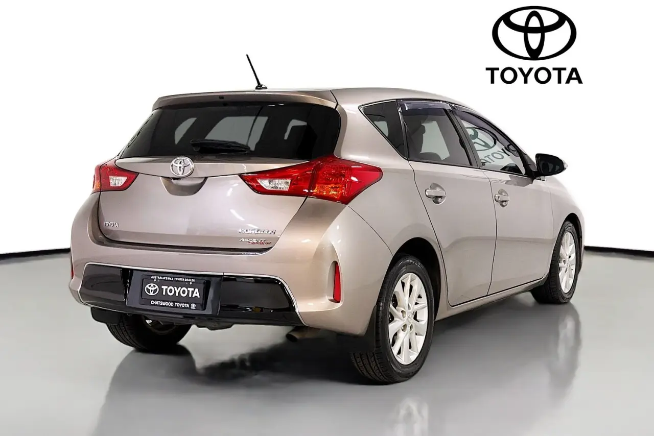 2012 Toyota Corolla Gallery Image 10
