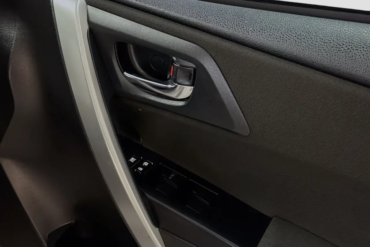 2012 Toyota Corolla Gallery Image 23