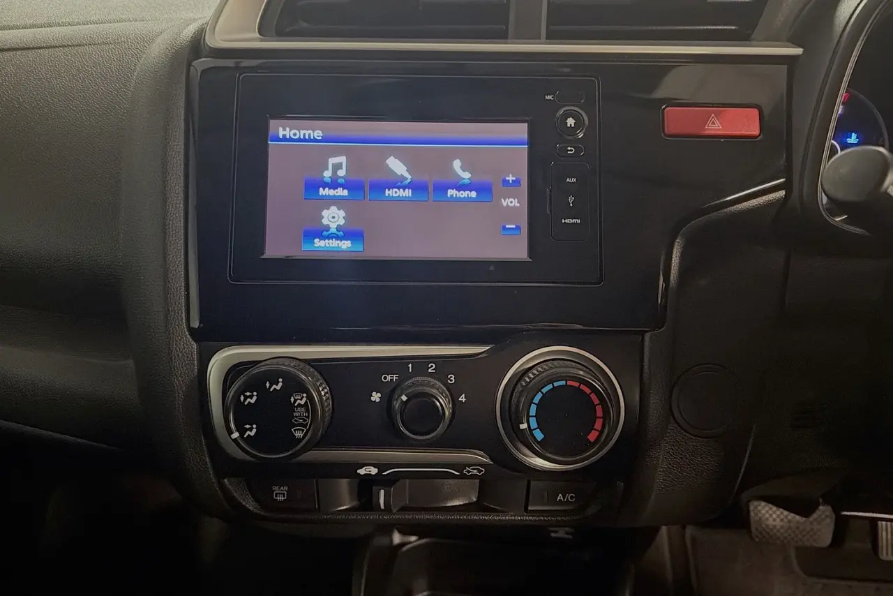 2016 Honda Jazz Gallery Image 14