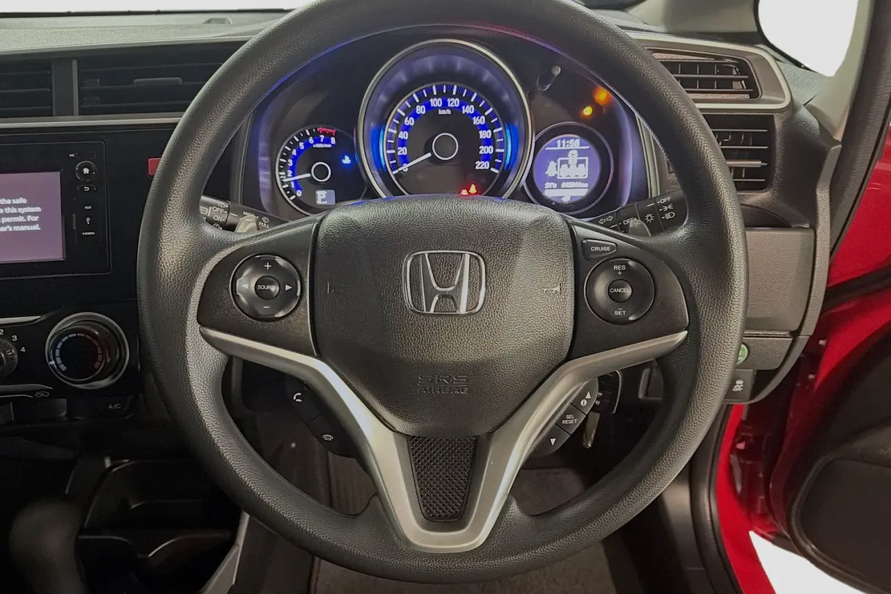 2016 Honda Jazz Gallery Image 19