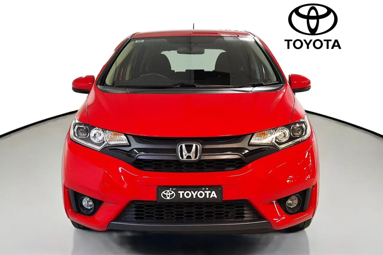 2016 Honda Jazz Gallery Image 2