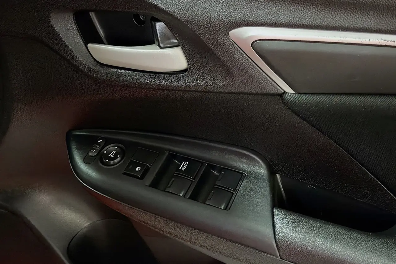 2020 Honda Jazz Gallery Image 23