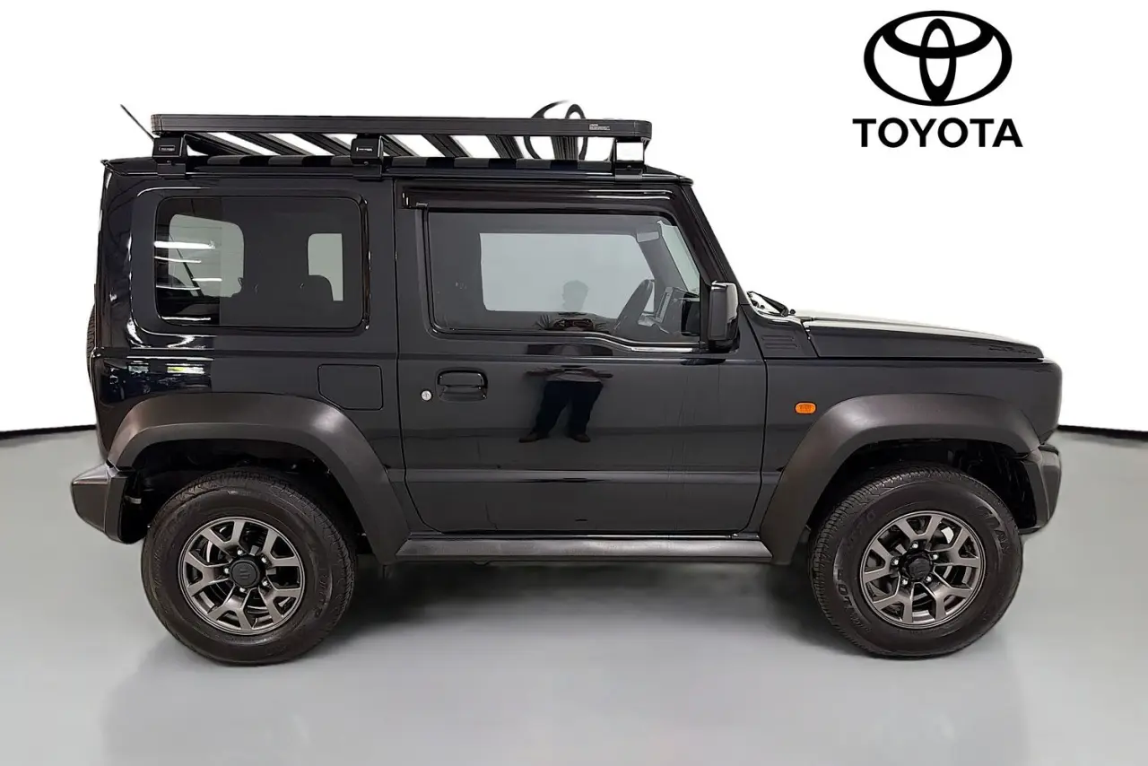 2023 Suzuki Jimny Gallery Image 11