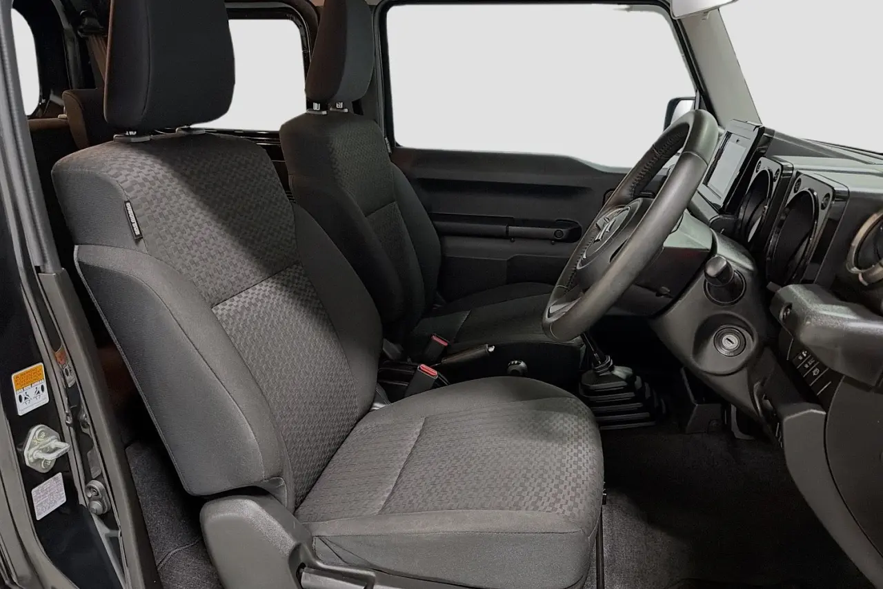 2023 Suzuki Jimny Gallery Image 13