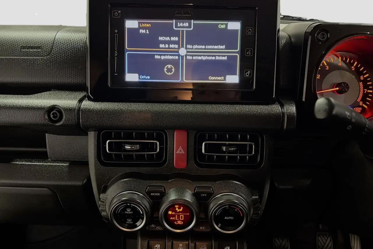 2023 Suzuki Jimny Gallery Image 15