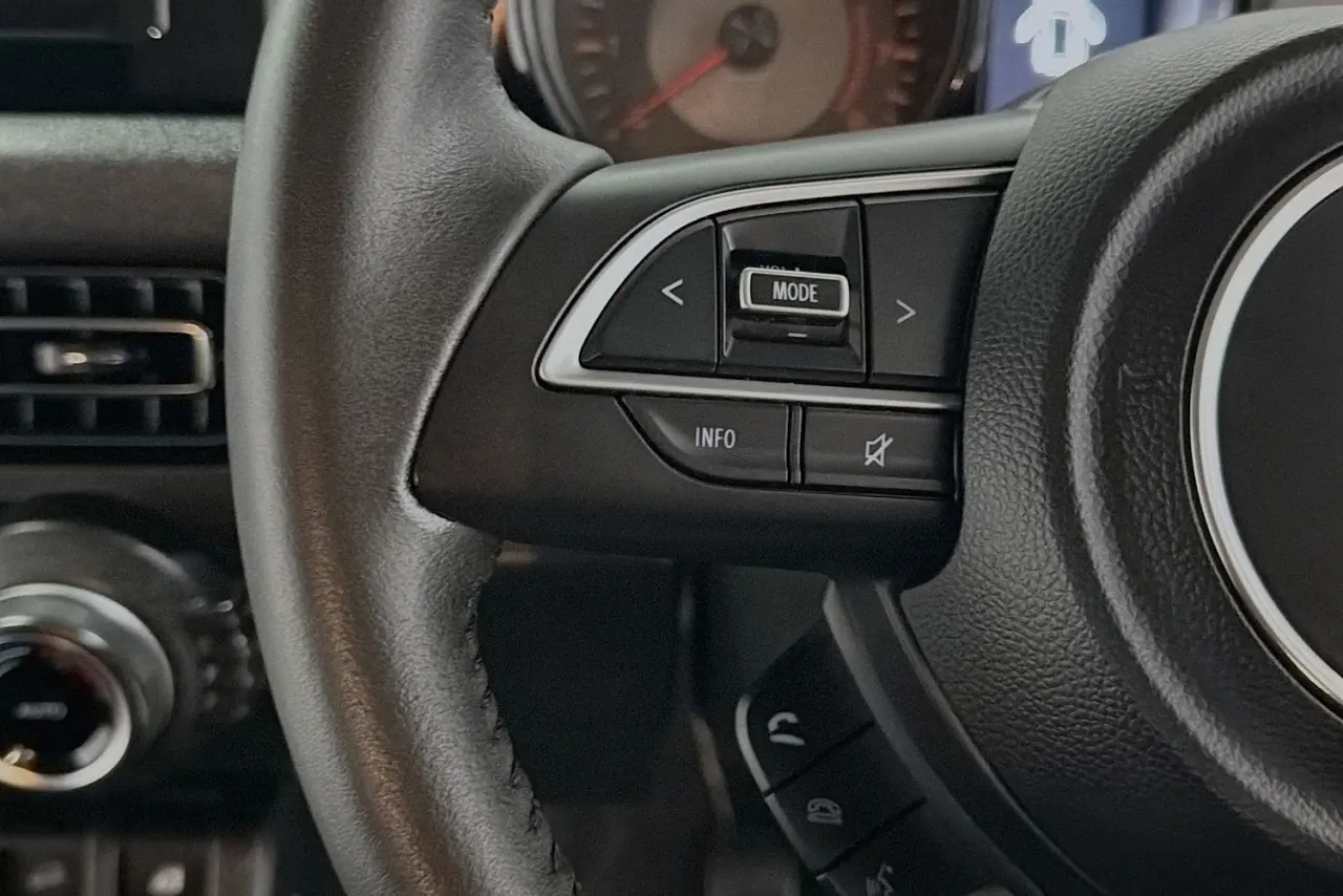 2023 Suzuki Jimny Gallery Image 19