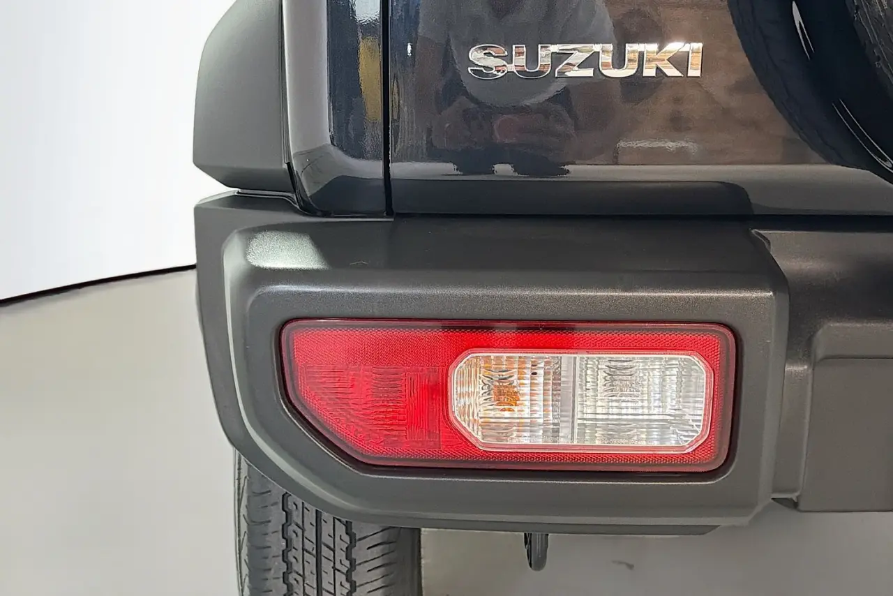 2023 Suzuki Jimny Gallery Image 8