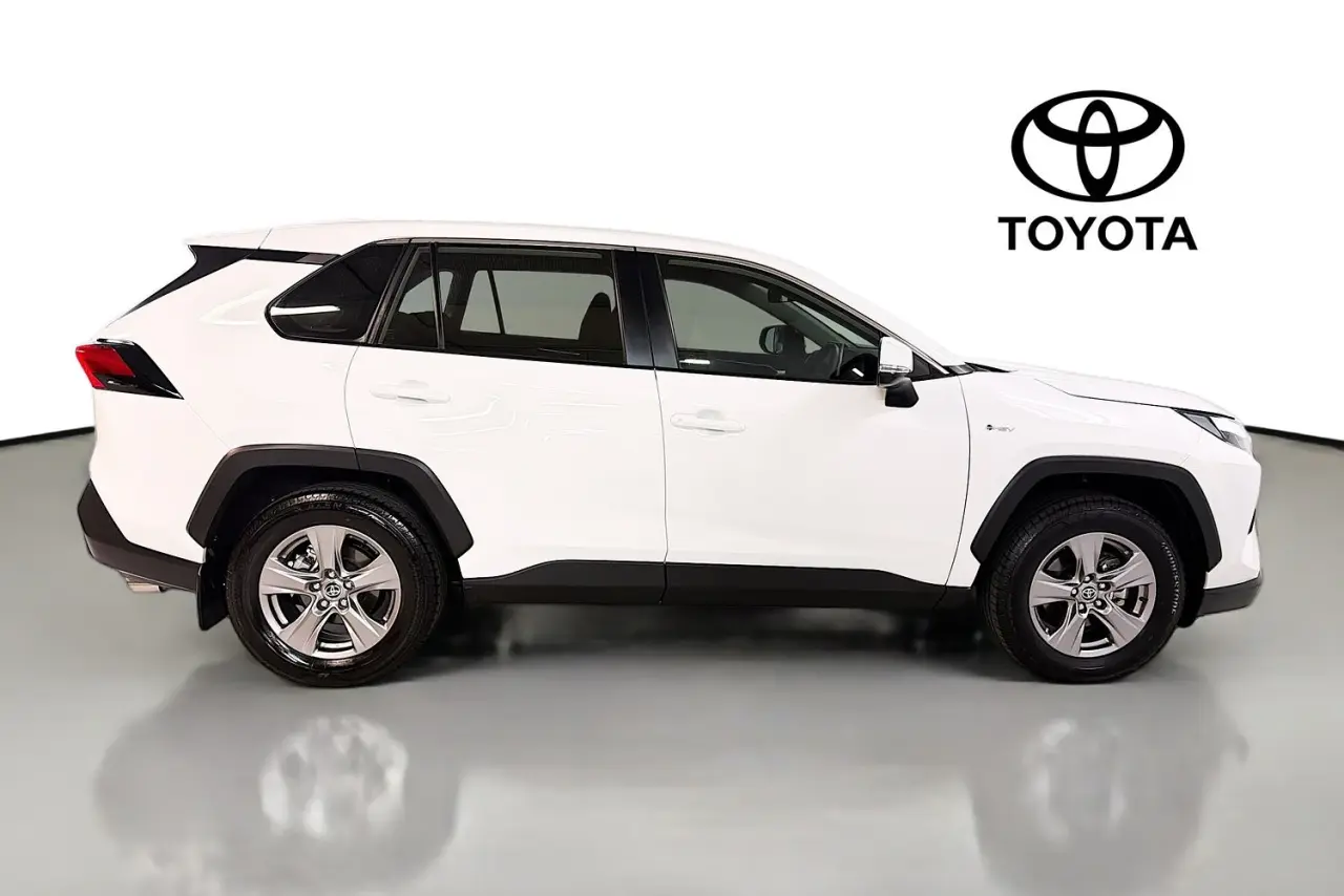 2025 Toyota RAV4 Gallery Image 11
