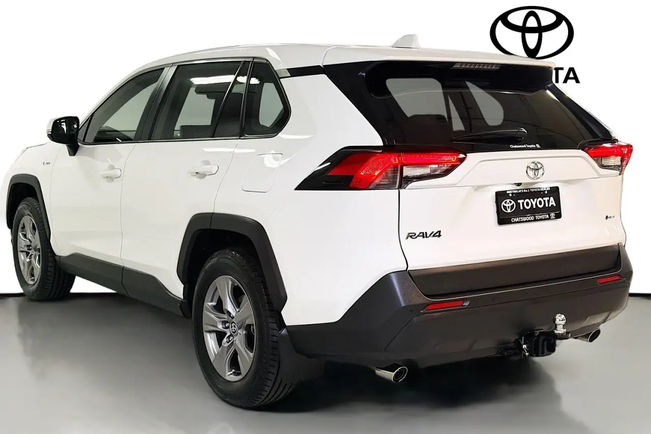 2025 Toyota RAV4 Gallery Image 6