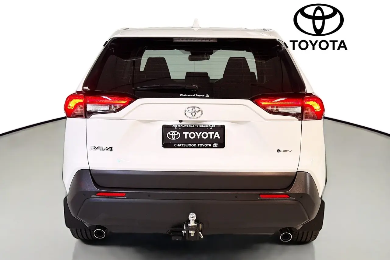 2025 Toyota RAV4 Gallery Image 7