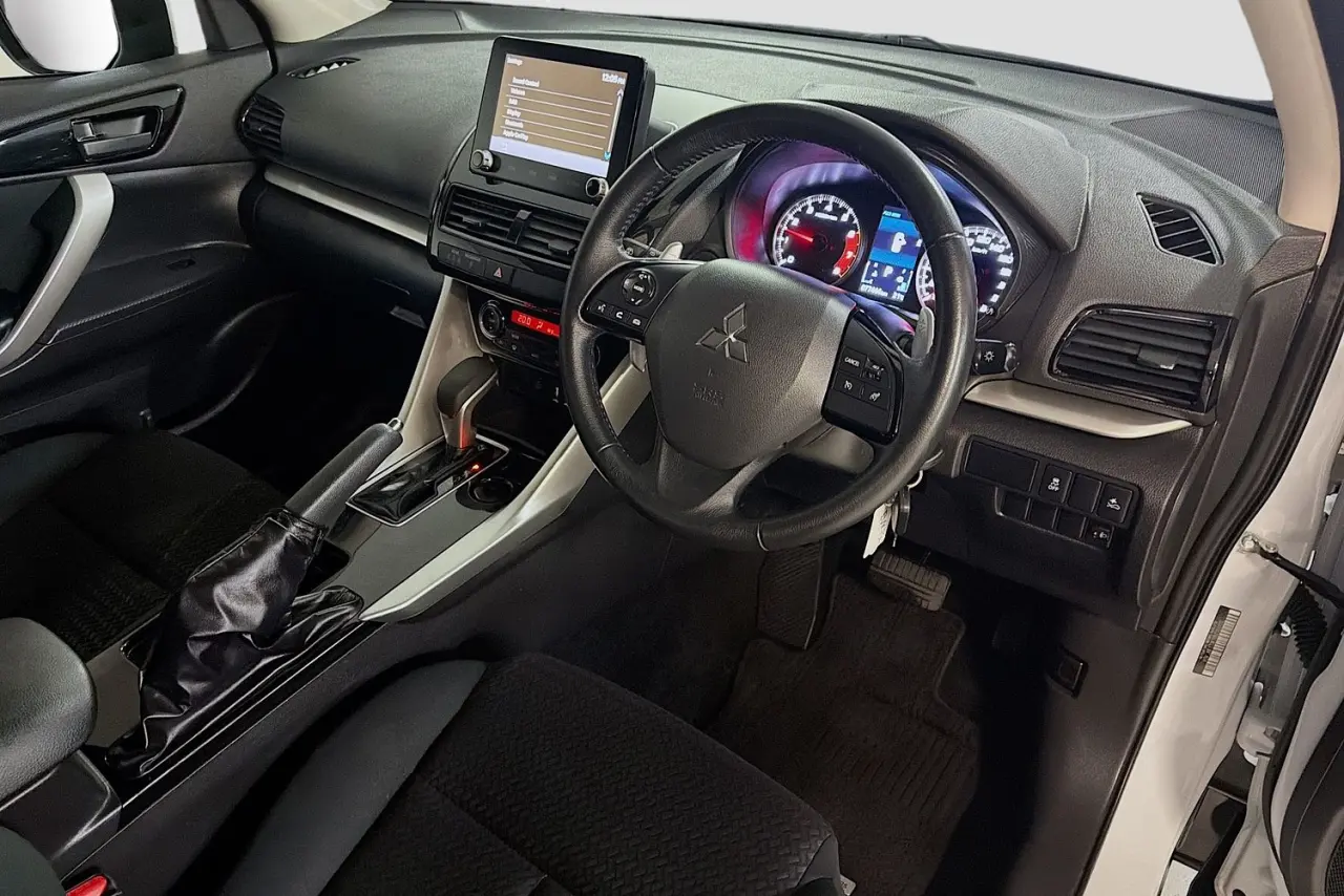 2022 Mitsubishi Eclipse Cross Gallery Image 21