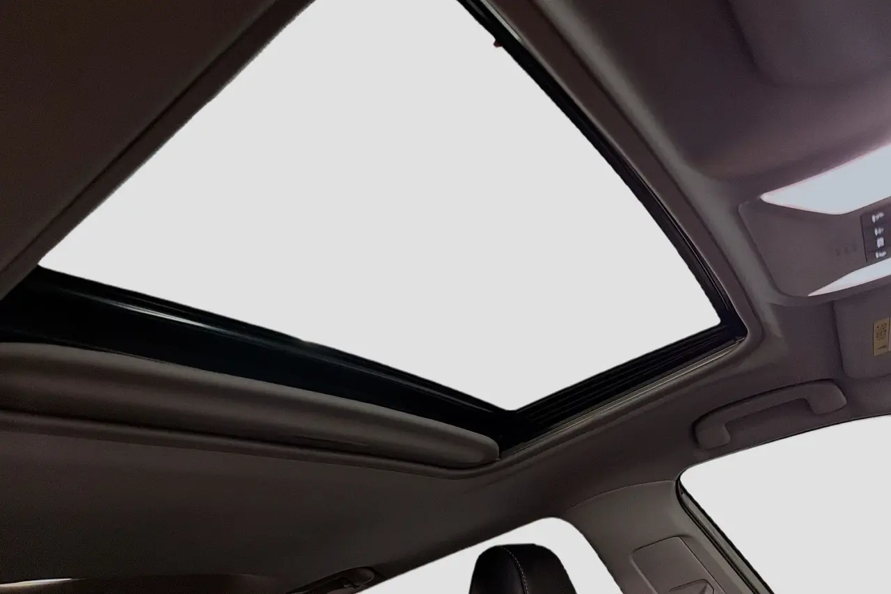 2024 Toyota RAV4 Gallery Image 12