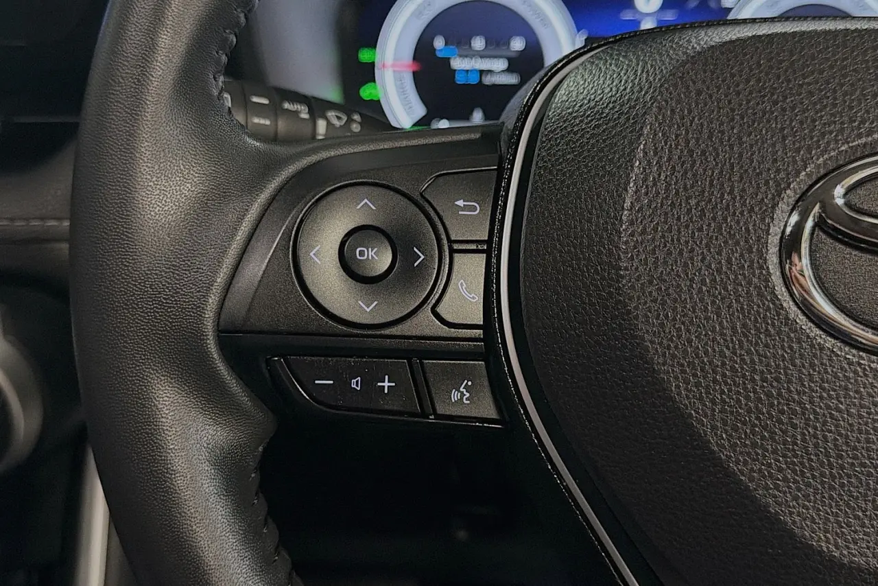 2024 Toyota RAV4 Gallery Image 19