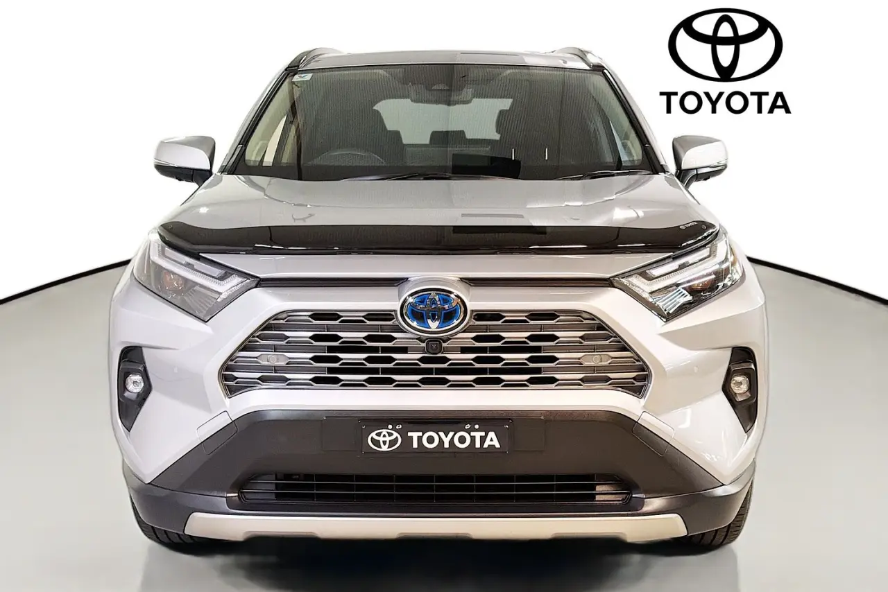 2024 Toyota RAV4 Gallery Image 2