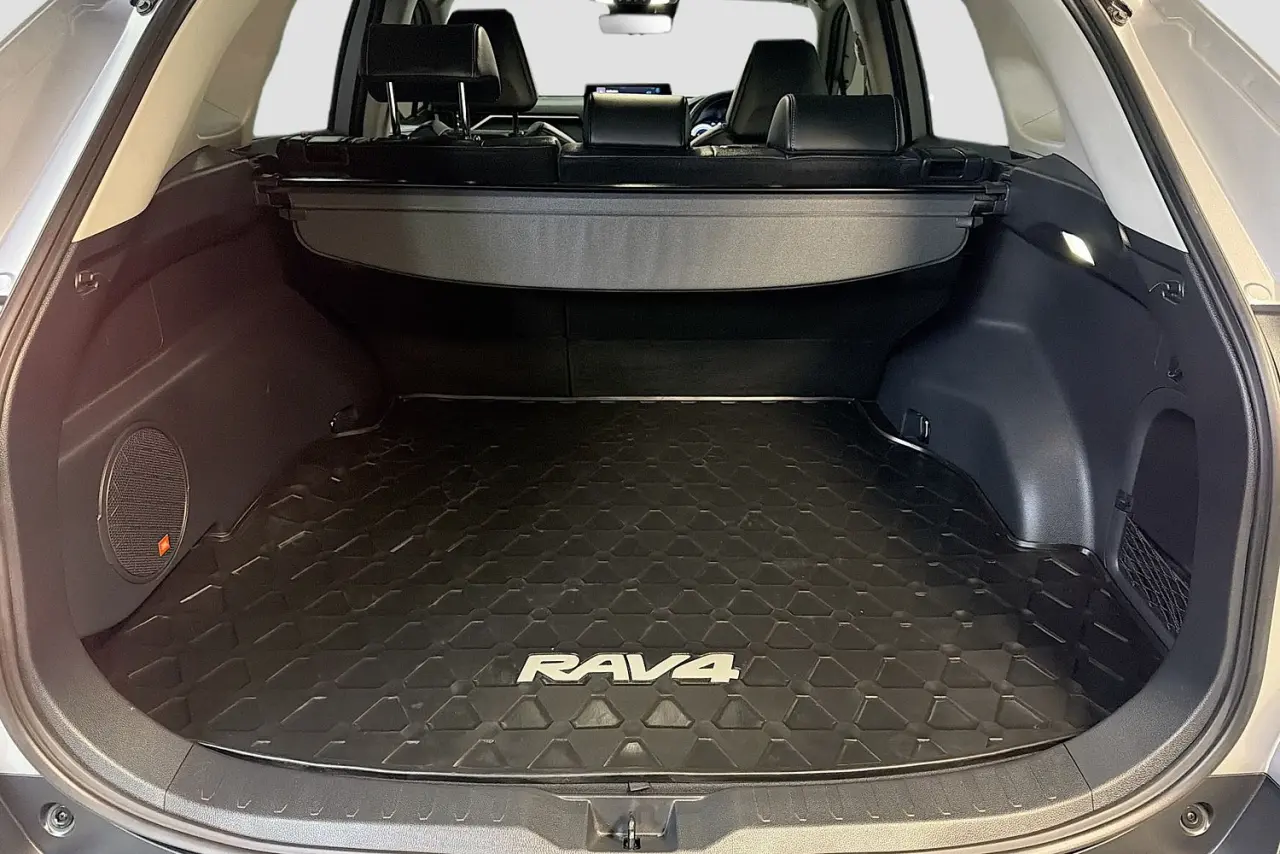 2024 Toyota RAV4 Gallery Image 27