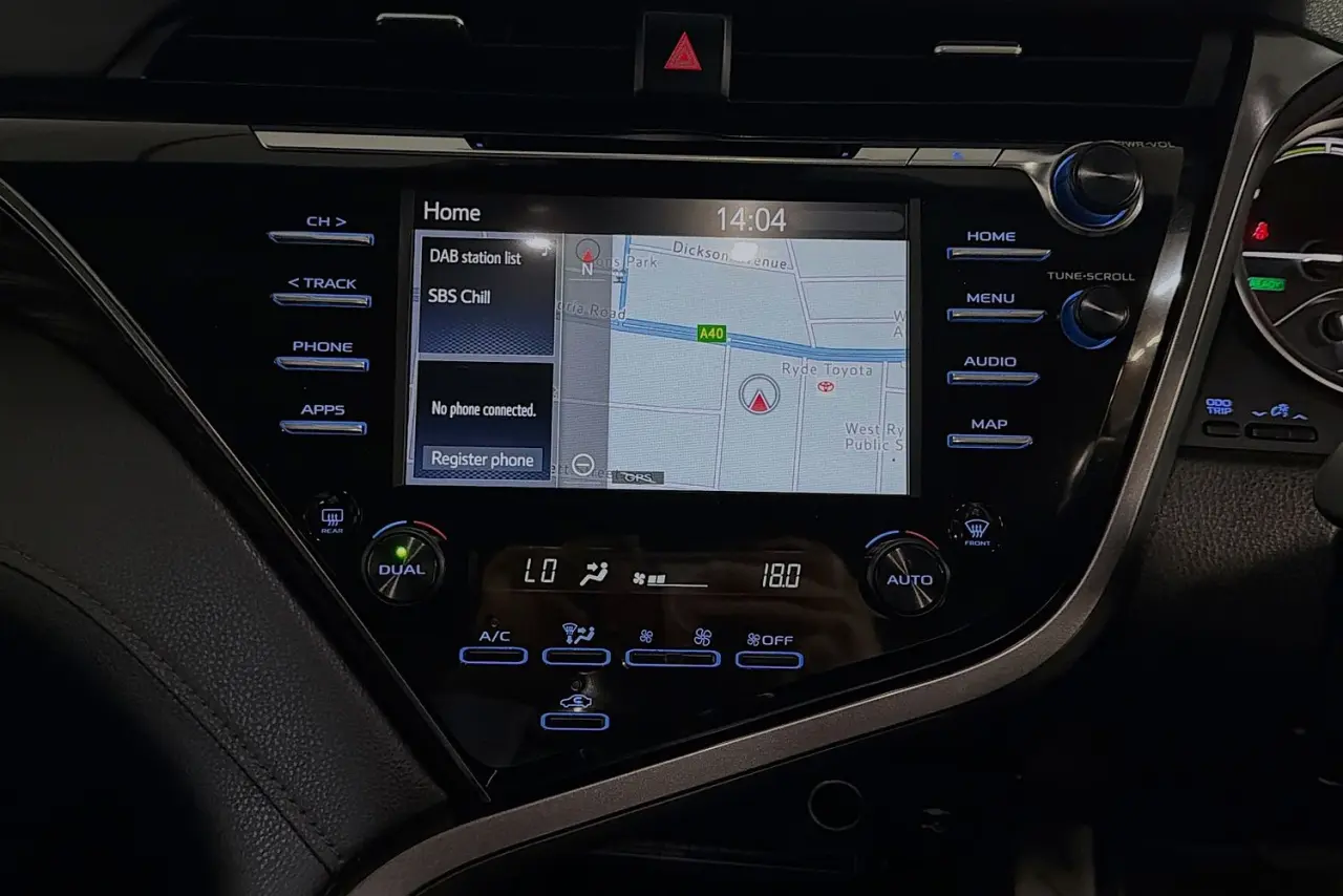 2020 Toyota Camry Gallery Image 15