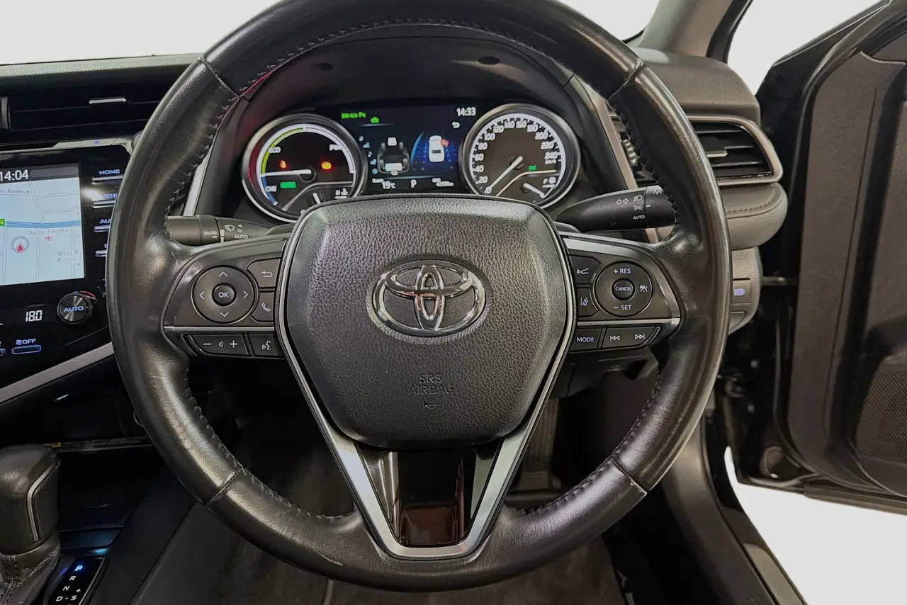 2020 Toyota Camry Gallery Image 21