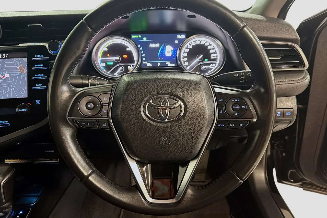 2020 Toyota Camry Gallery Image 21