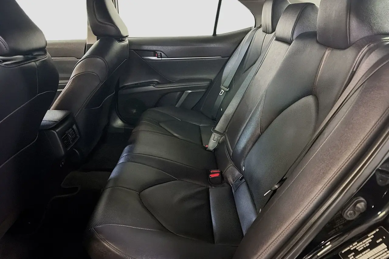2020 Toyota Camry Gallery Image 26