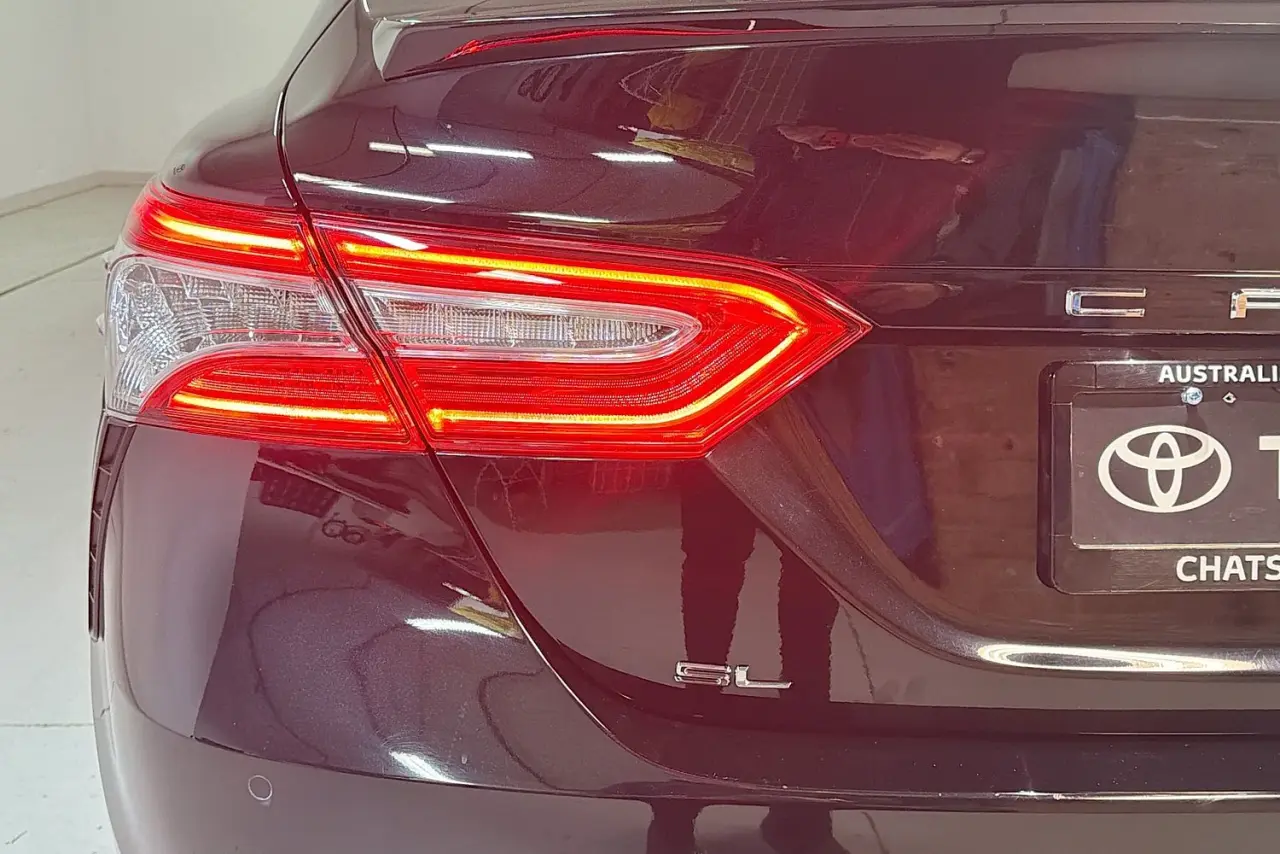 2020 Toyota Camry Gallery Image 8