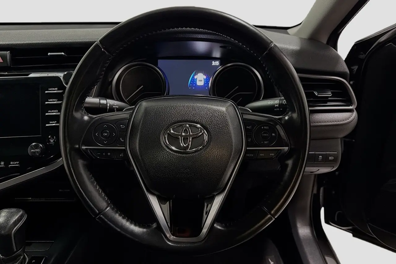 2020 Toyota Camry Gallery Image 21