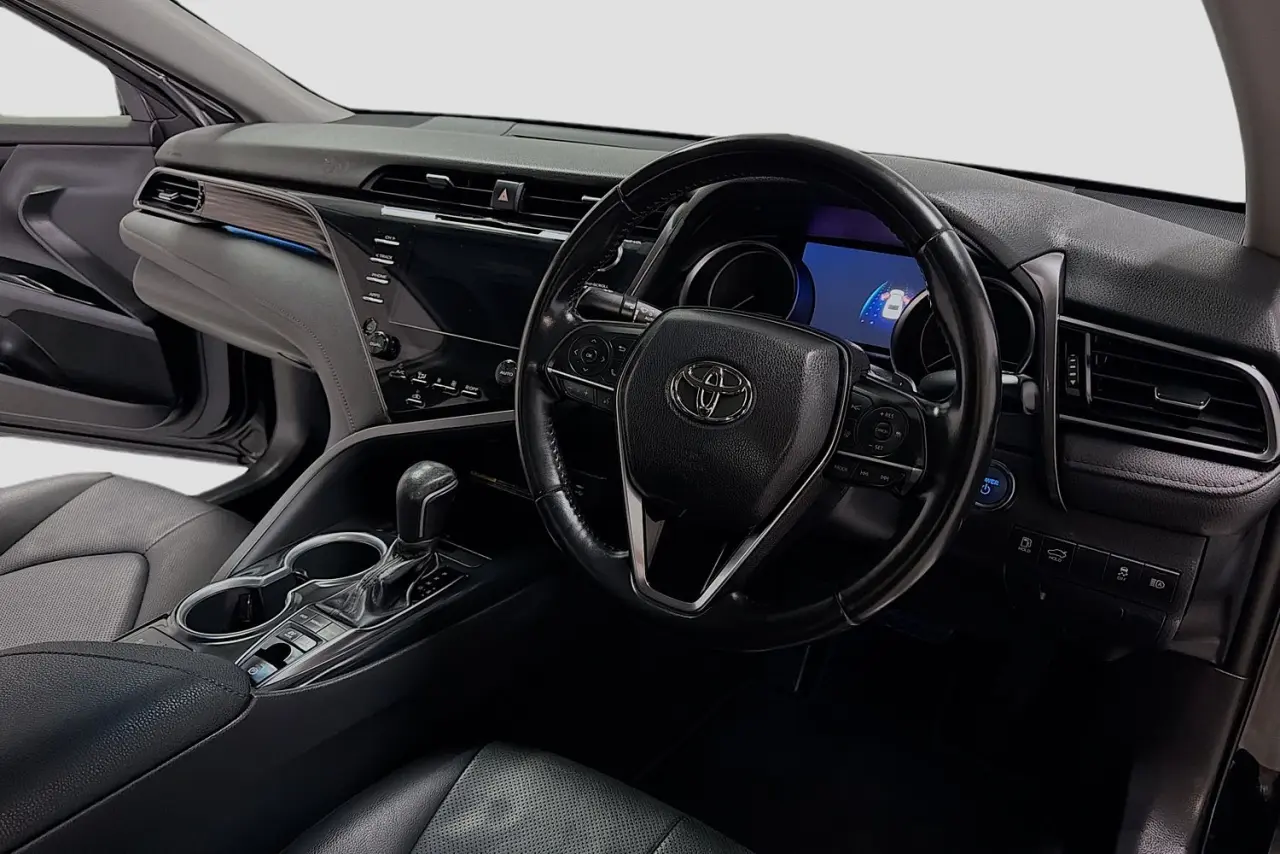 2020 Toyota Camry Gallery Image 23
