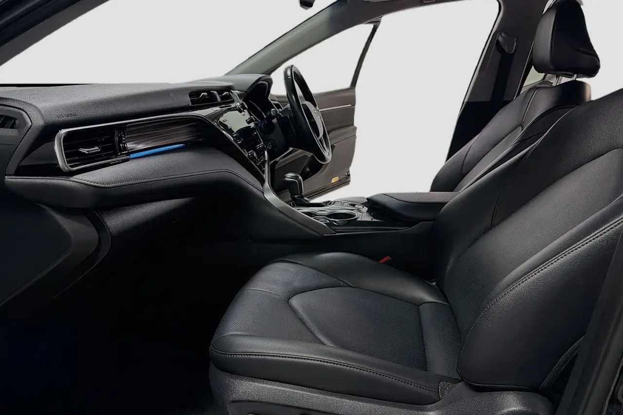 2020 Toyota Camry Gallery Image 25