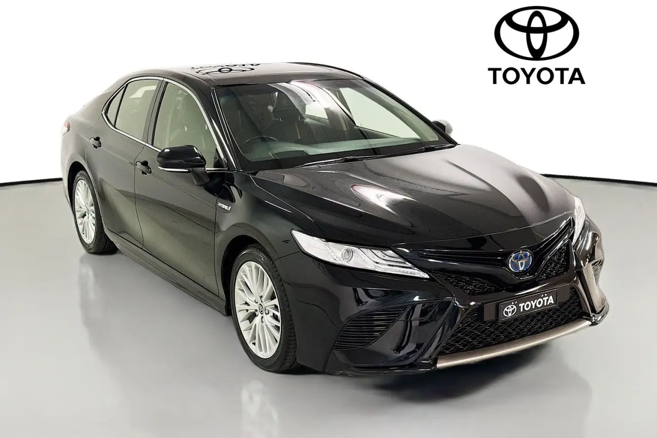 2020 Toyota Camry Gallery Image 31