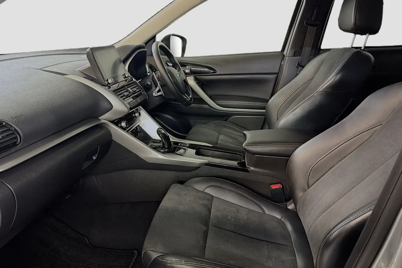 2022 Mitsubishi Eclipse Cross Gallery Image 23