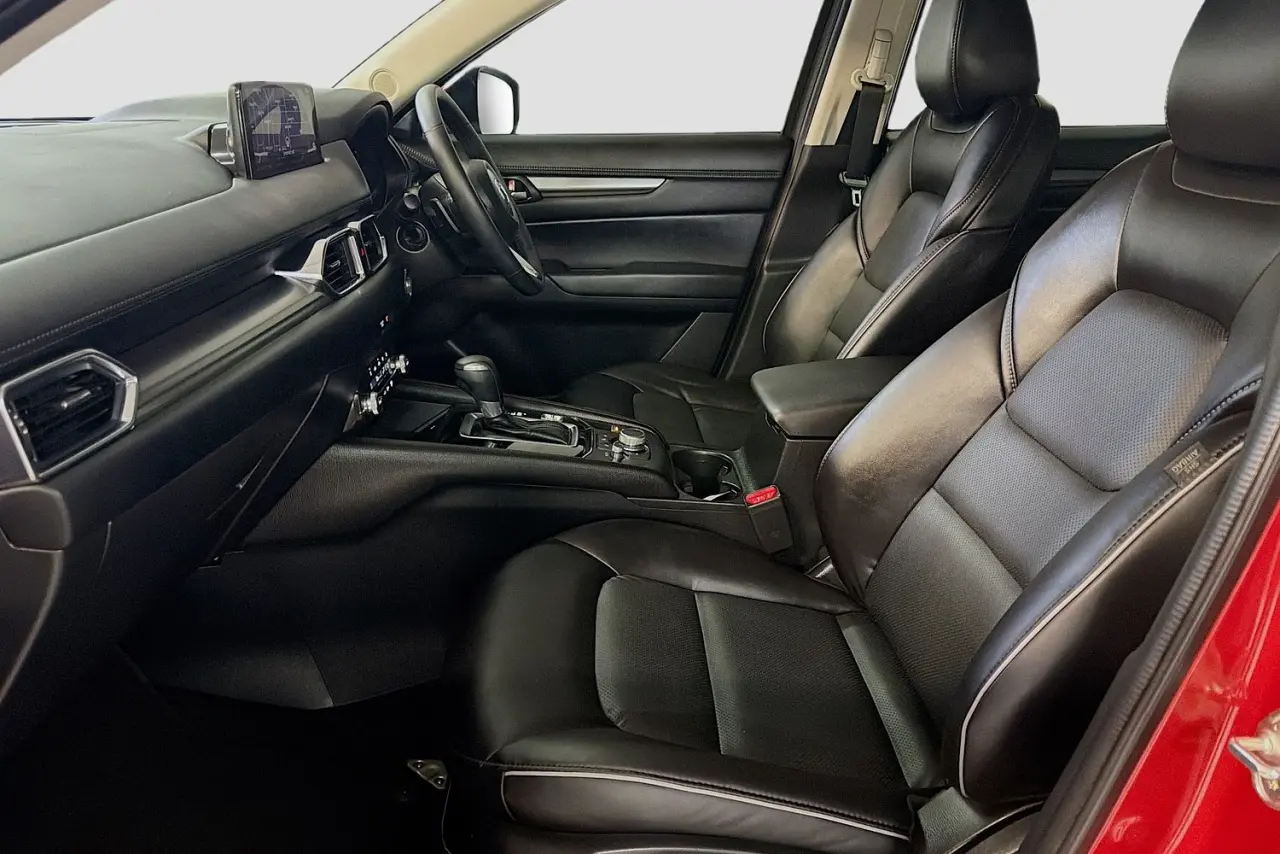 2025 Mazda CX-5 Gallery Image 24