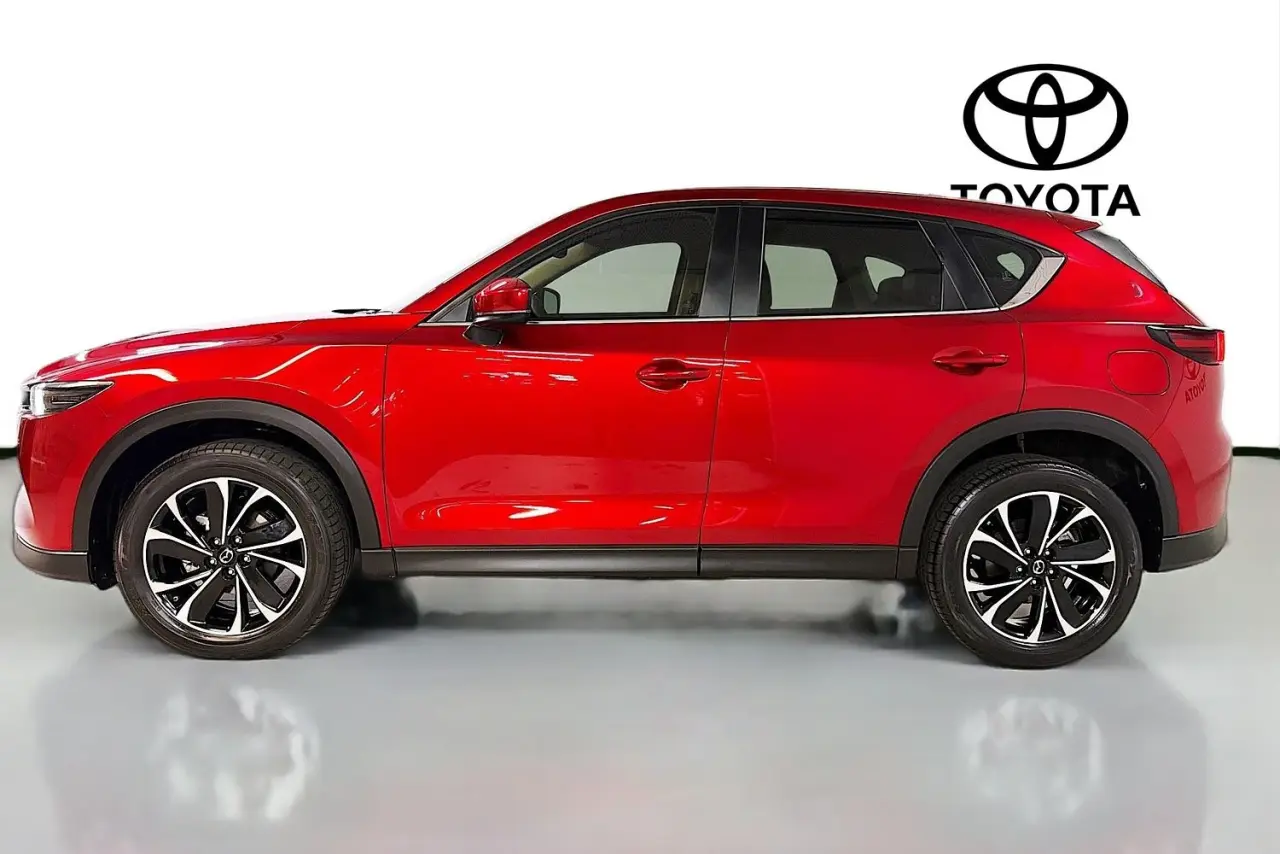 2025 Mazda CX-5 Gallery Image 5