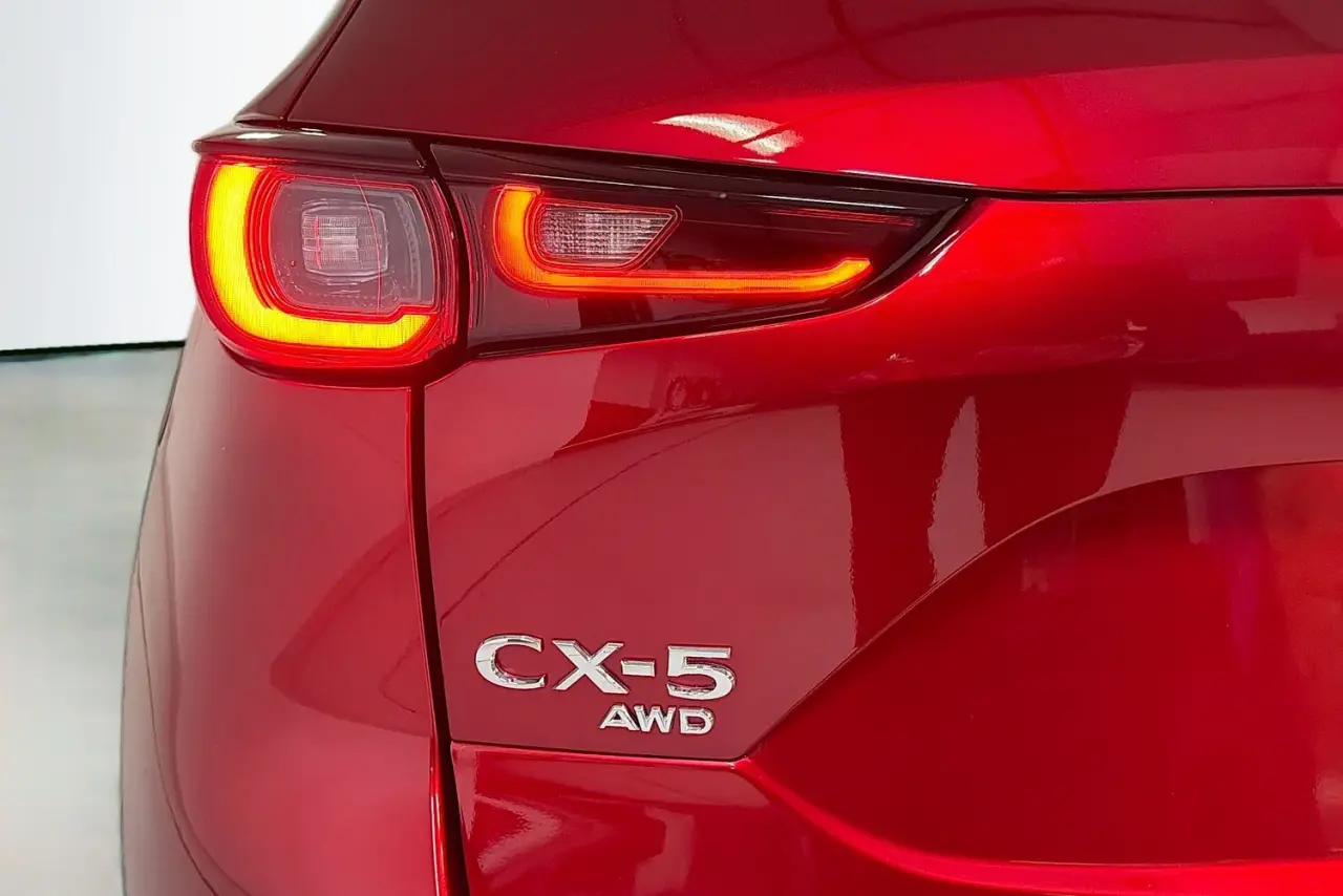 2025 Mazda CX-5 Gallery Image 8