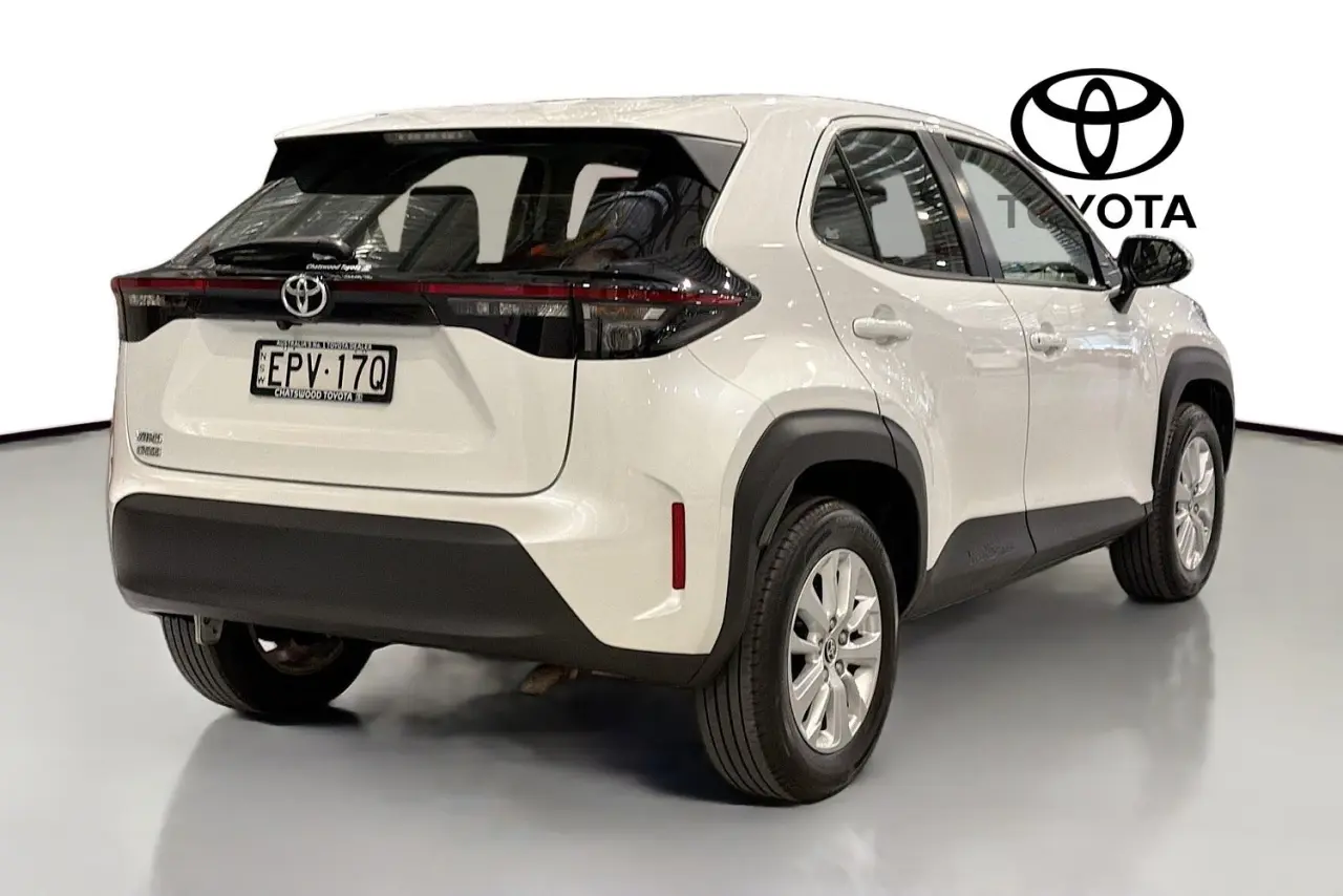 2023 Toyota Yaris Cross Gallery Image 10