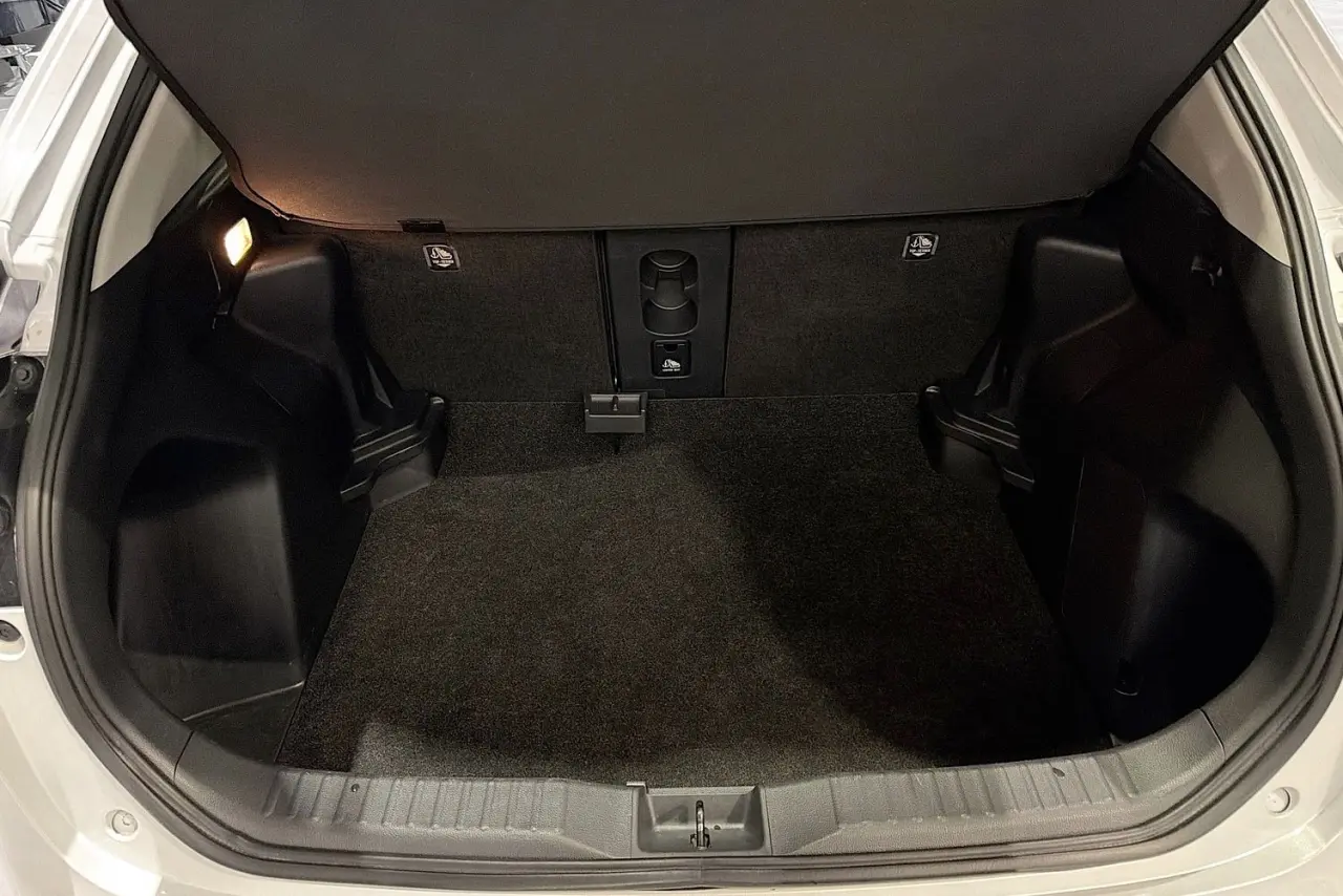 2023 Toyota Yaris Cross Gallery Image 26
