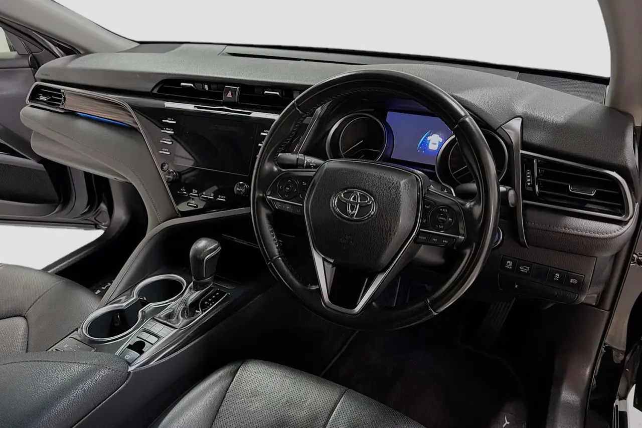 2020 Toyota Camry Gallery Image 23