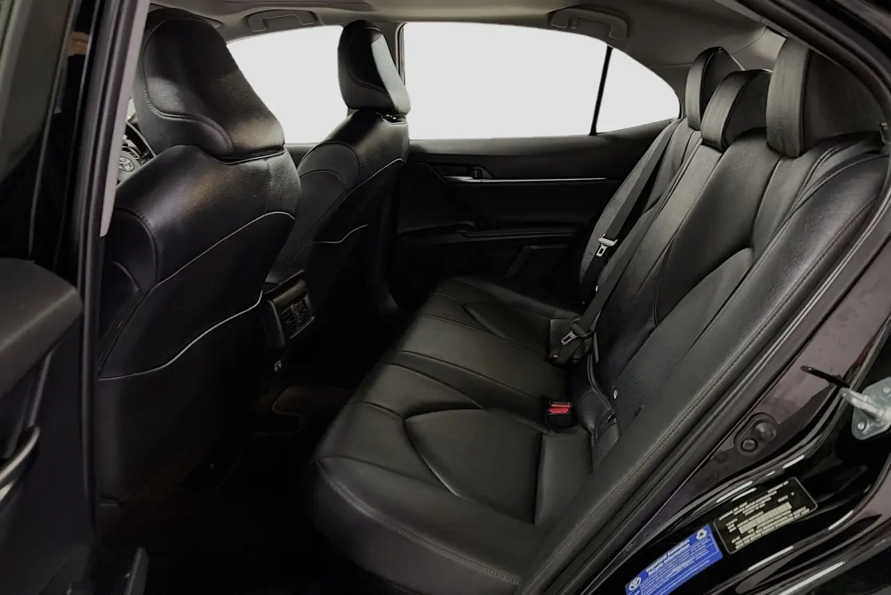 2020 Toyota Camry Gallery Image 26