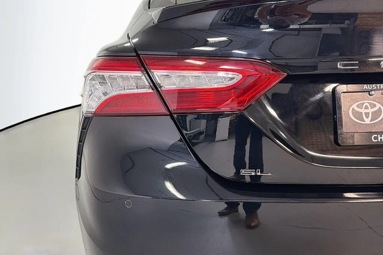2020 Toyota Camry Gallery Image 8