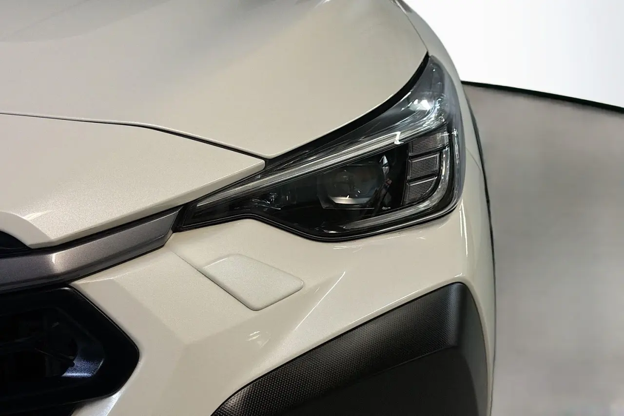 2023 Subaru Crosstrek Gallery Image 3