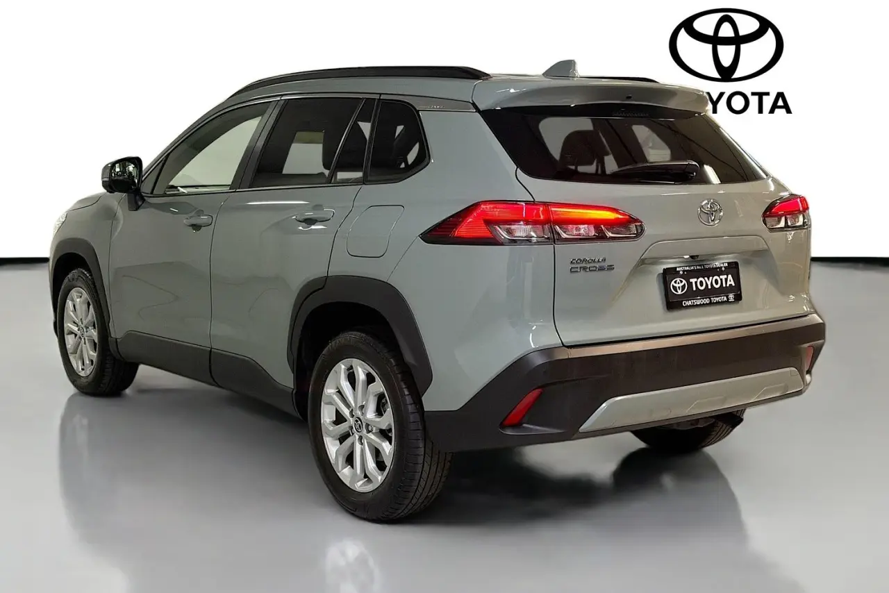 2023 Toyota Corolla Cross Gallery Image 6