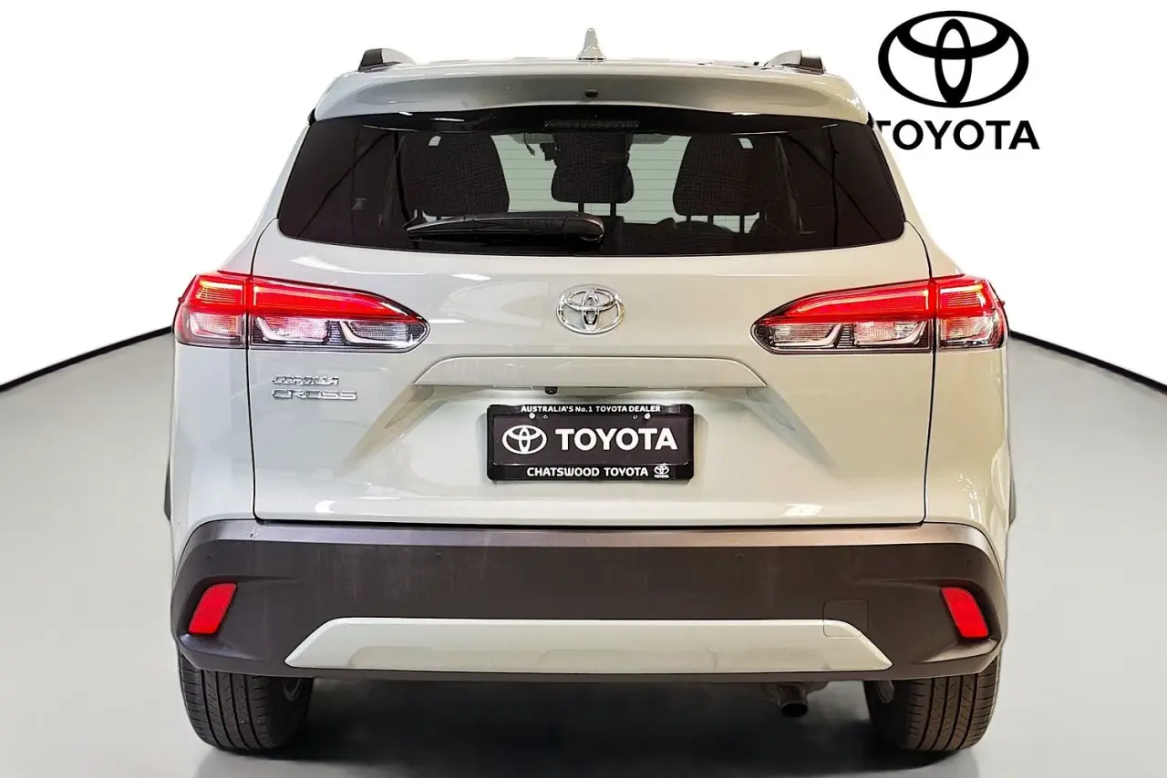 2023 Toyota Corolla Cross Gallery Image 7