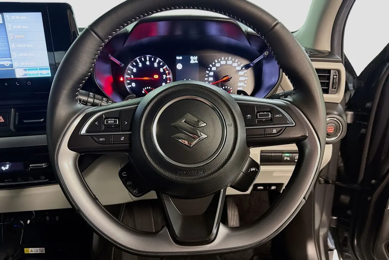 2025 Suzuki Swift Gallery Image 19