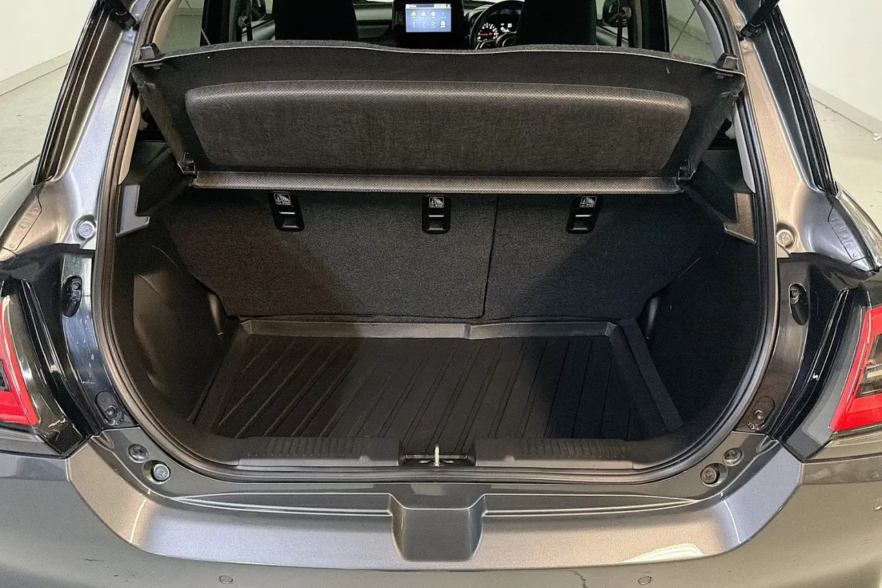 2025 Suzuki Swift Gallery Image 25