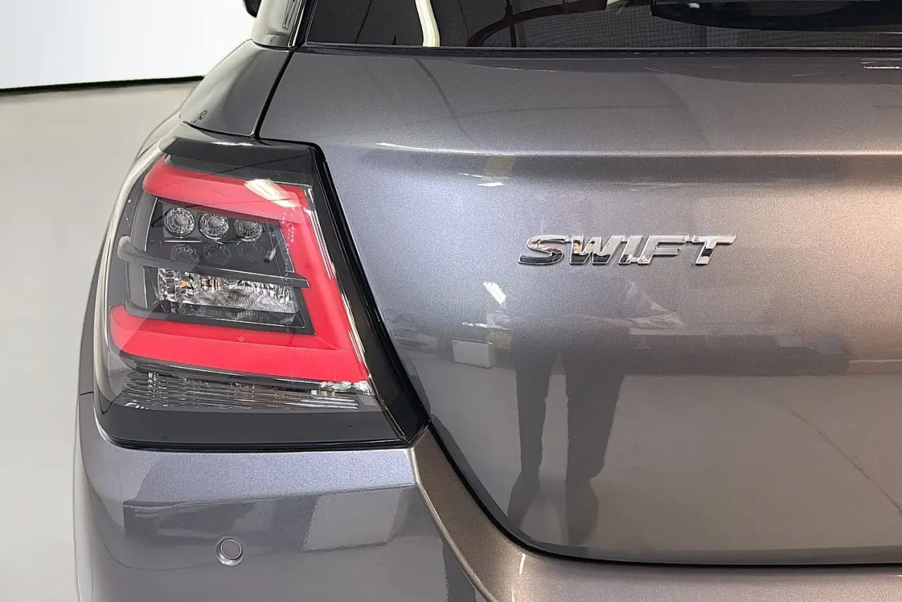 2025 Suzuki Swift Gallery Image 8