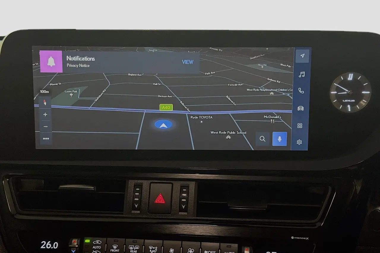 2023 Lexus ES Gallery Image 17