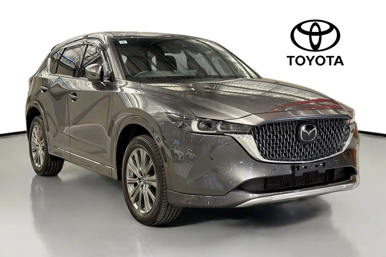 2024 Mazda CX-5 Gallery Image 1