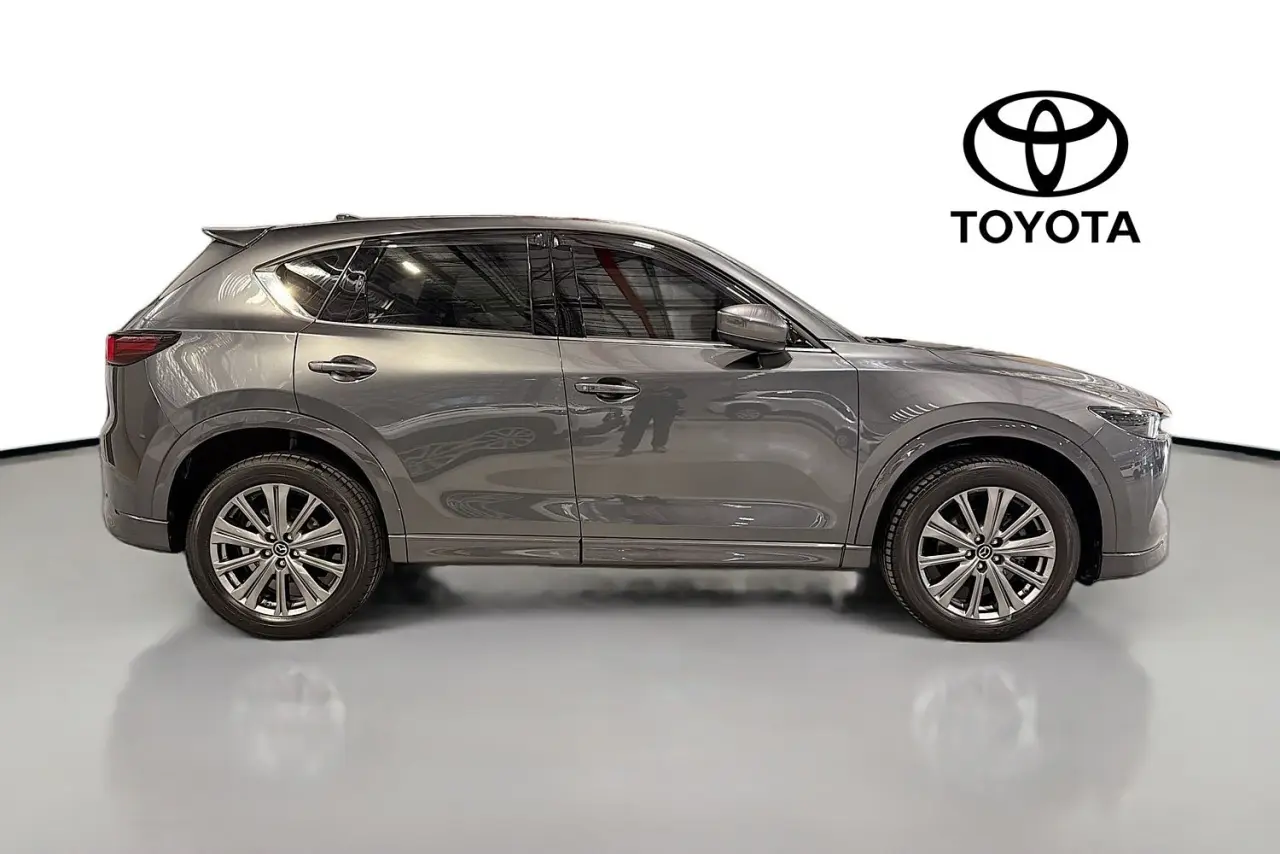 2024 Mazda CX-5 Gallery Image 11